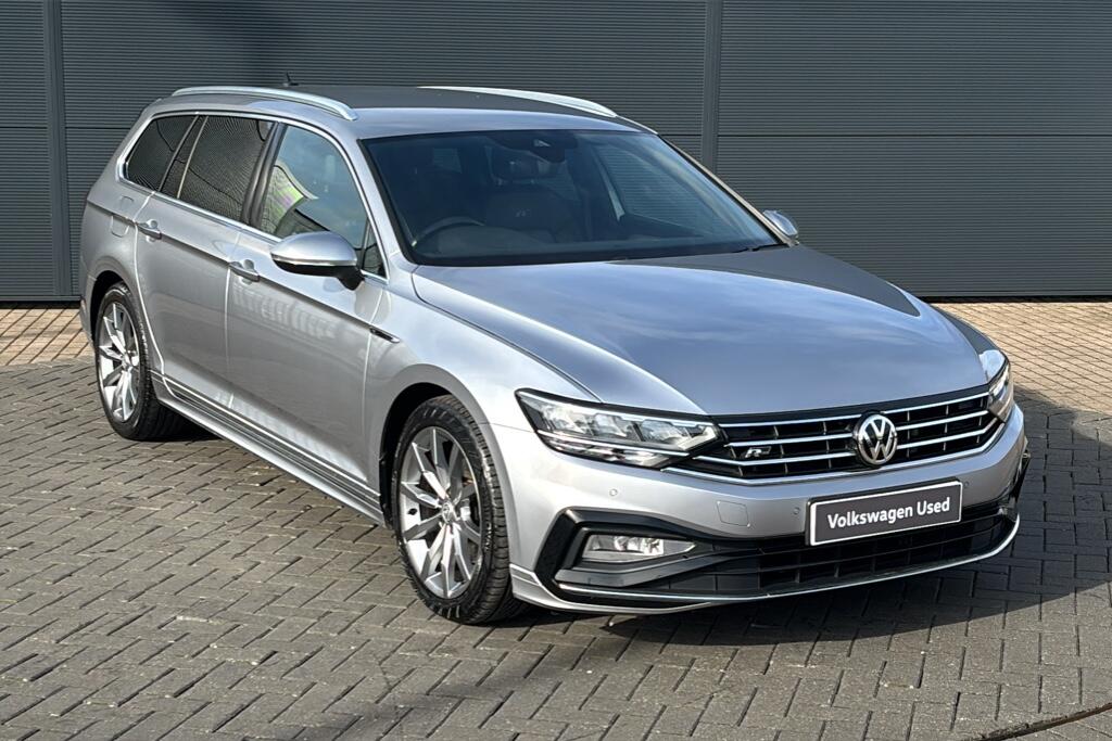 Main listing image - Volkswagen Passat Estate