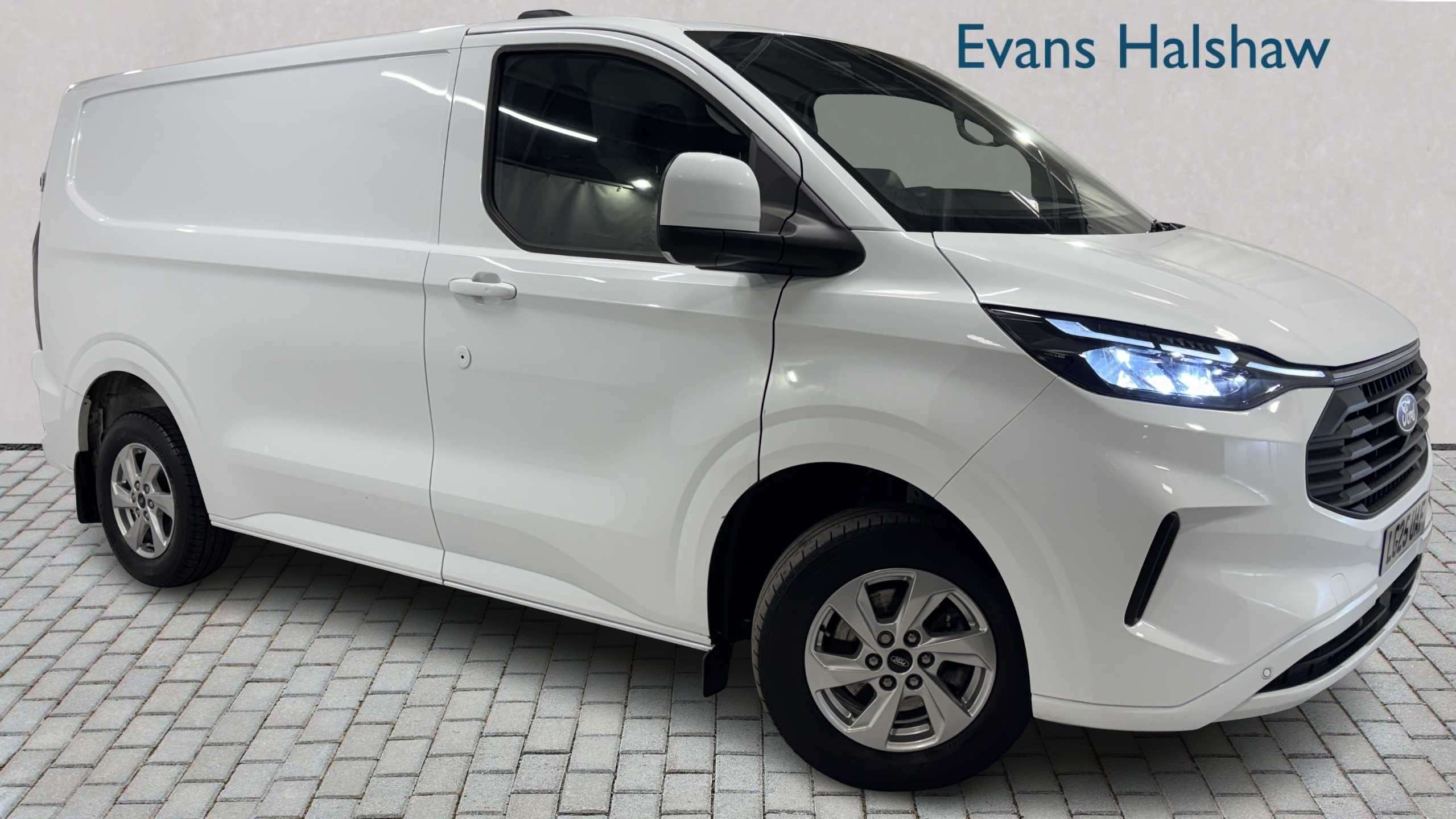 Main listing image - Ford Transit Custom