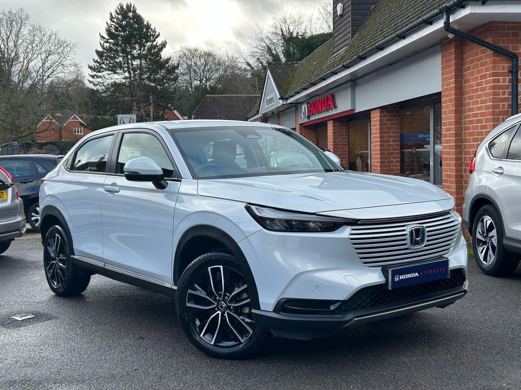 Main listing image - Honda HR-V