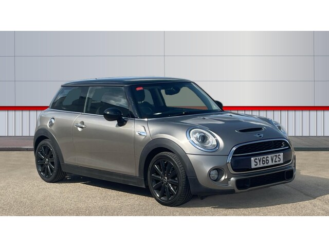 Main listing image - MINI Hatchback