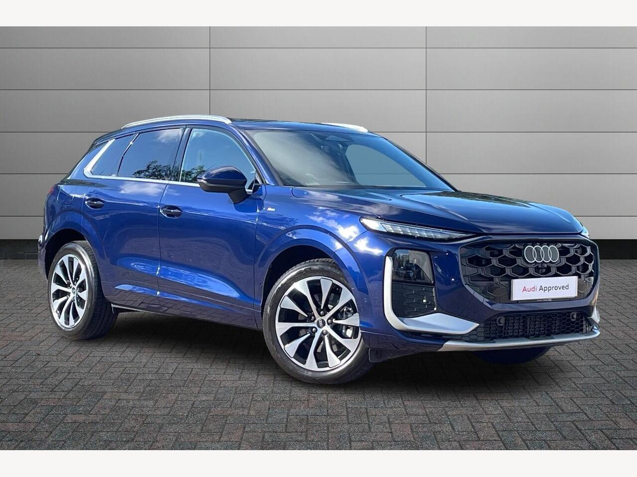 Main listing image - Audi Q3