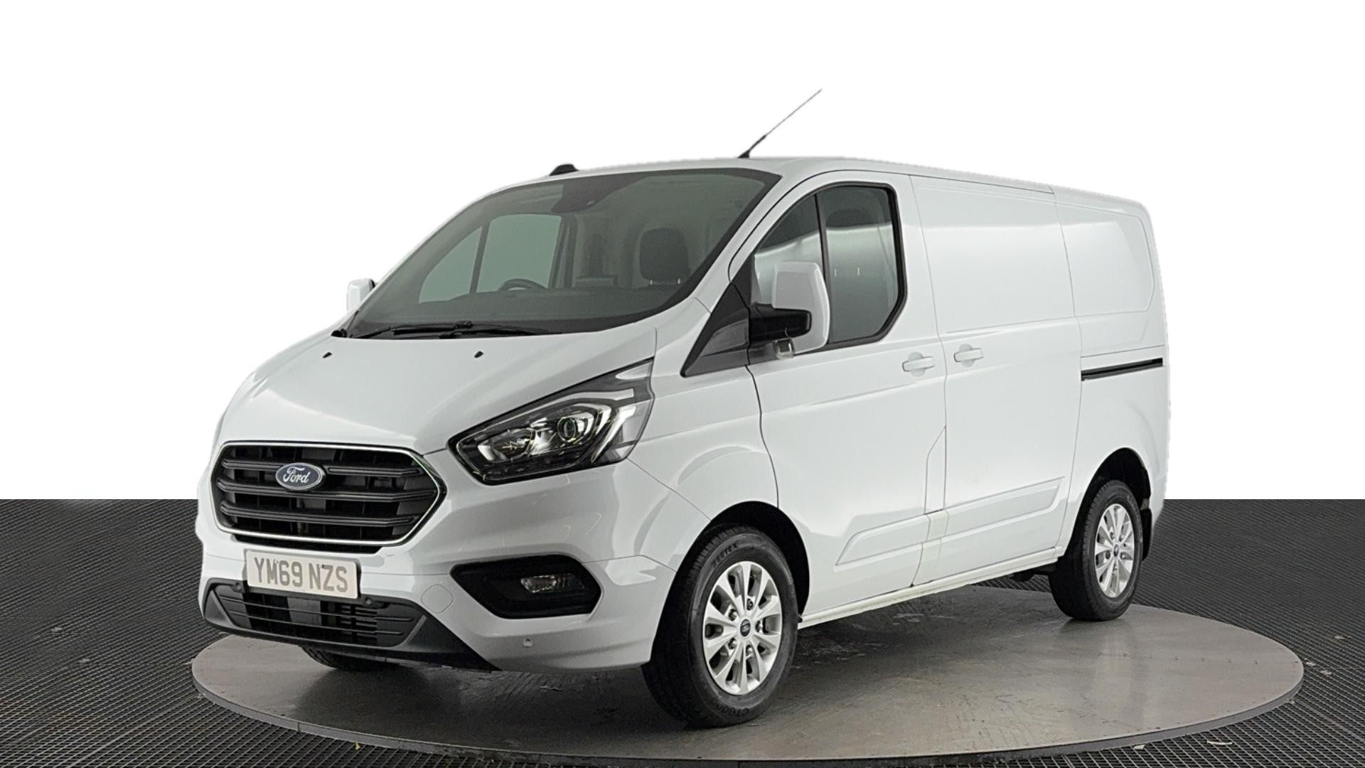 Main listing image - Ford Transit Custom