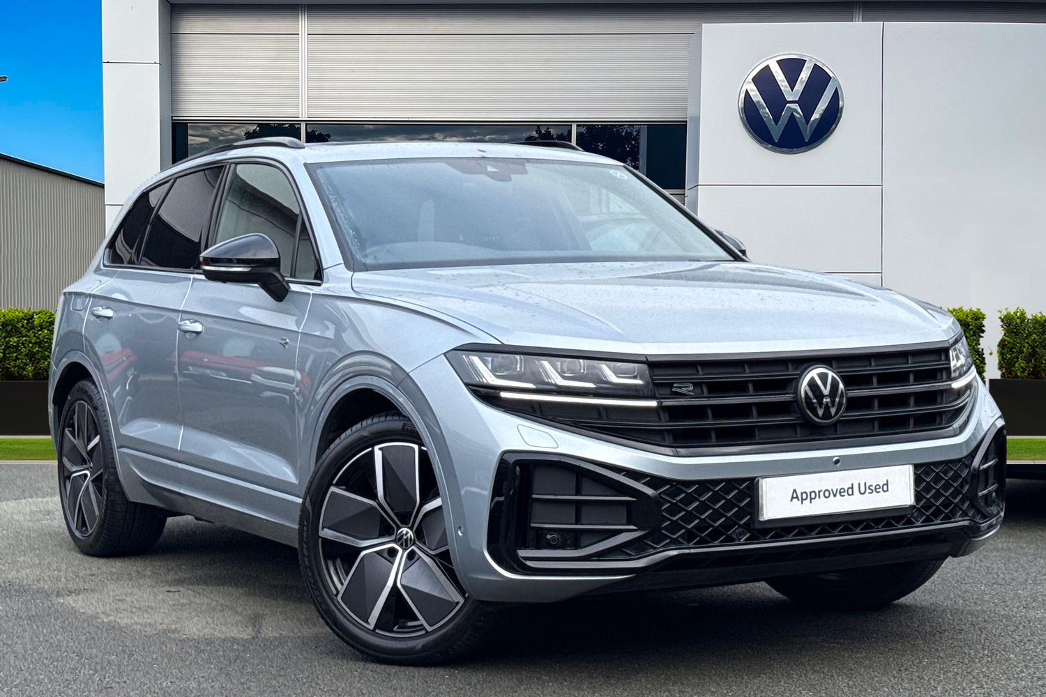 Main listing image - Volkswagen Touareg