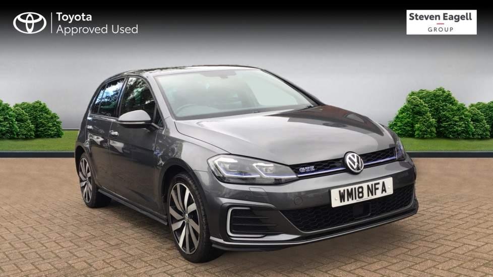 Main listing image - Volkswagen Golf GTE