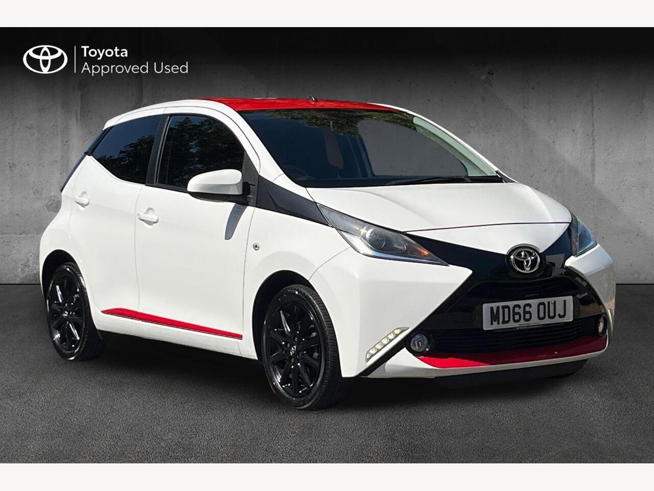 Main listing image - Toyota Aygo