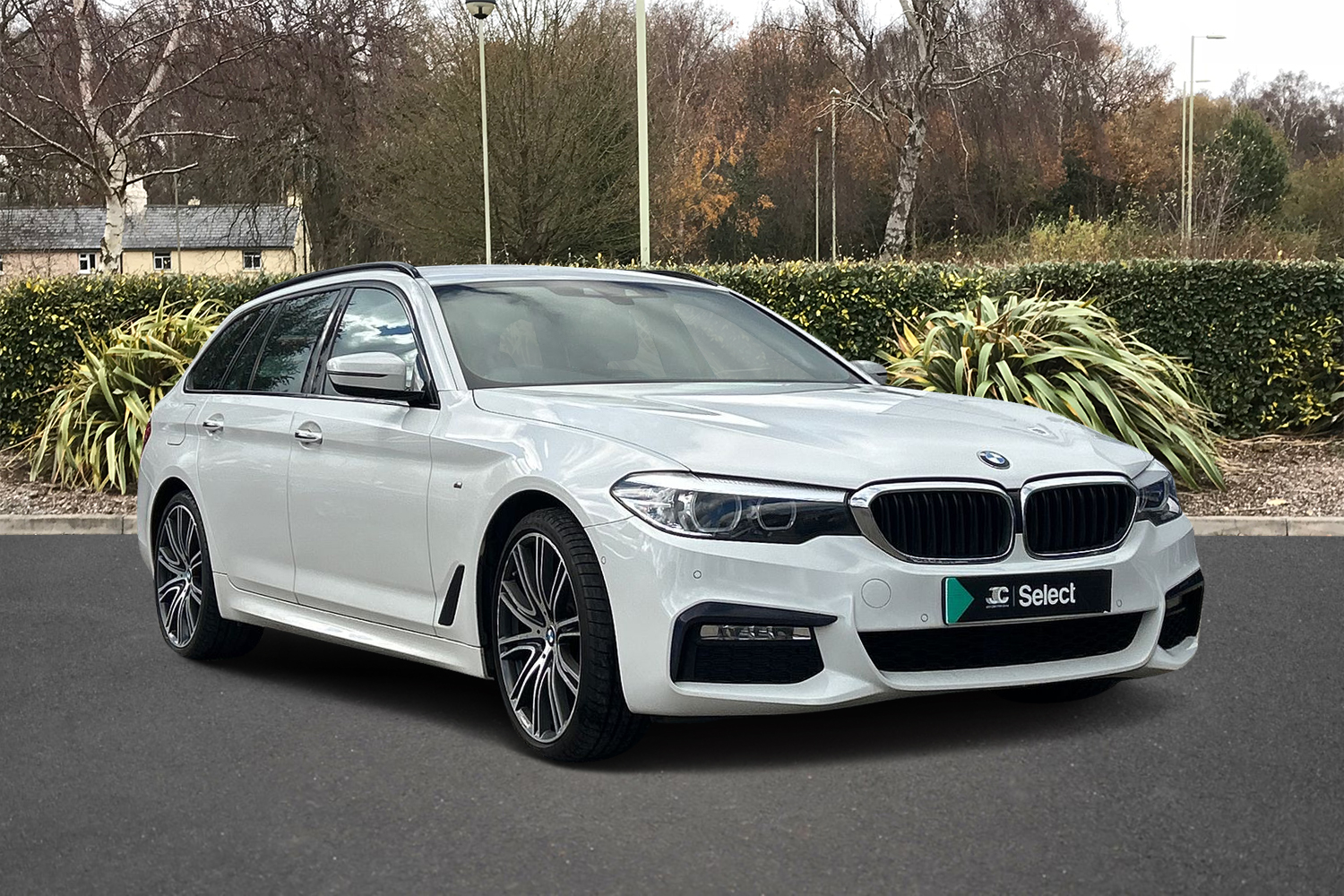 Main listing image - BMW 5 Series Touring