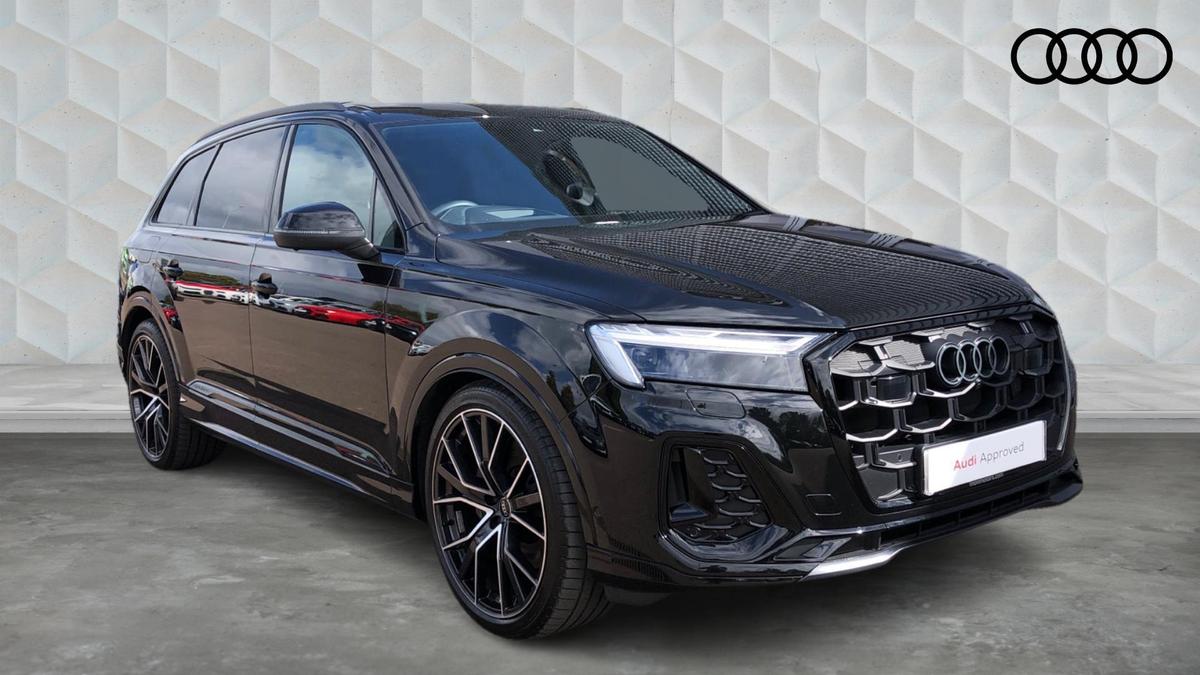 Main listing image - Audi Q7