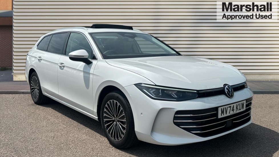 Main listing image - Volkswagen Passat Estate