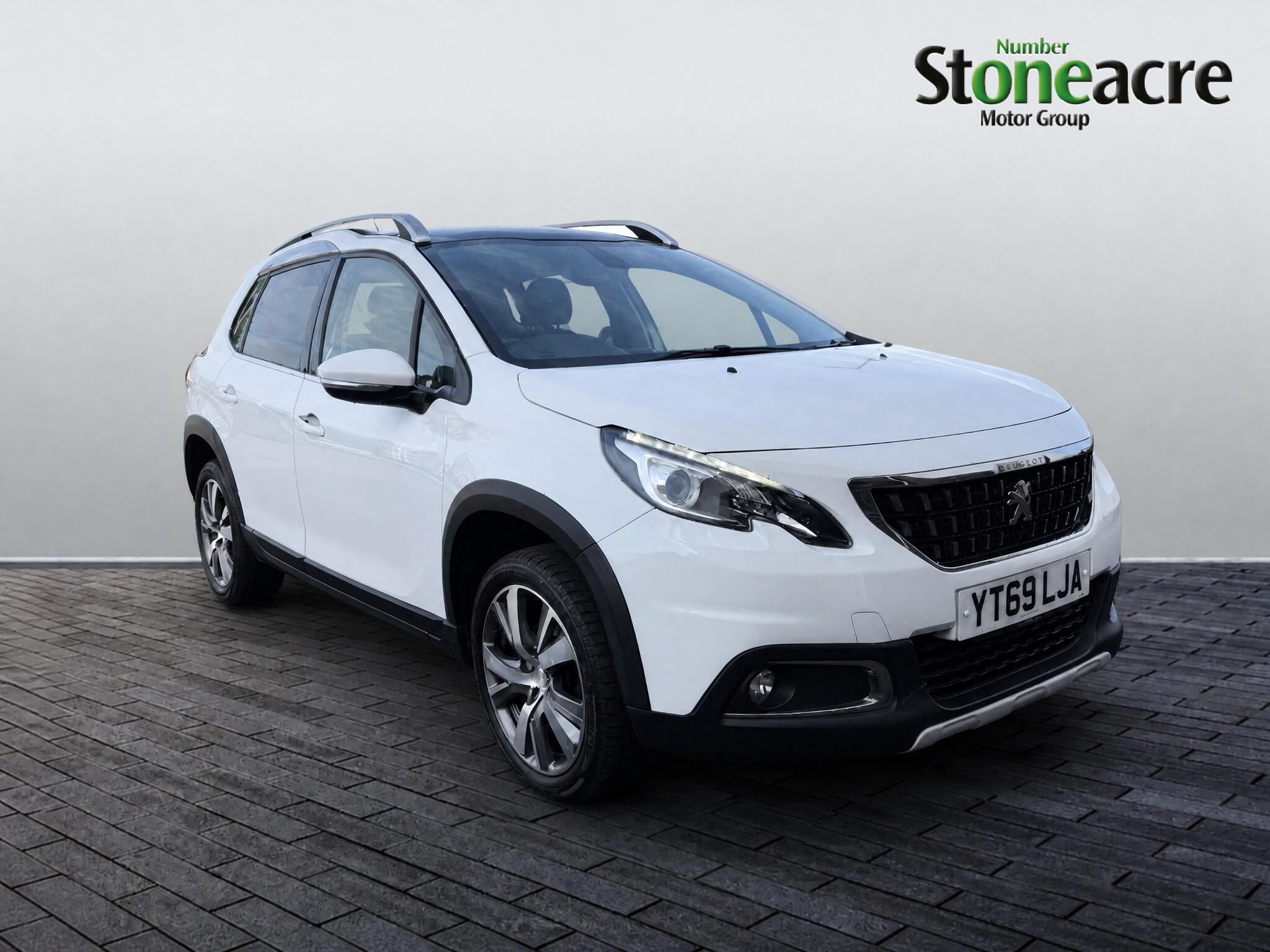 Main listing image - Peugeot 2008