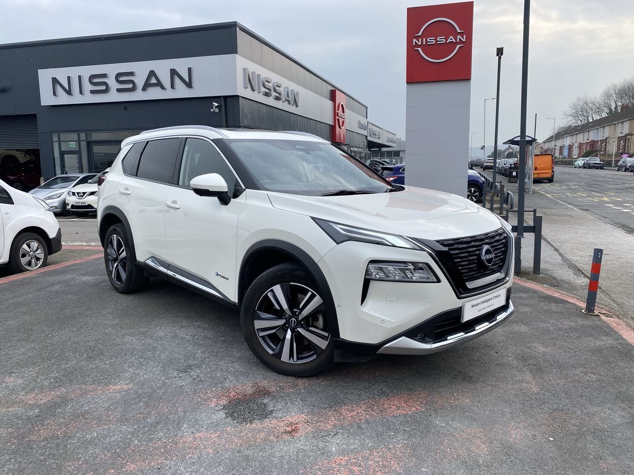 Main listing image - Nissan X-Trail