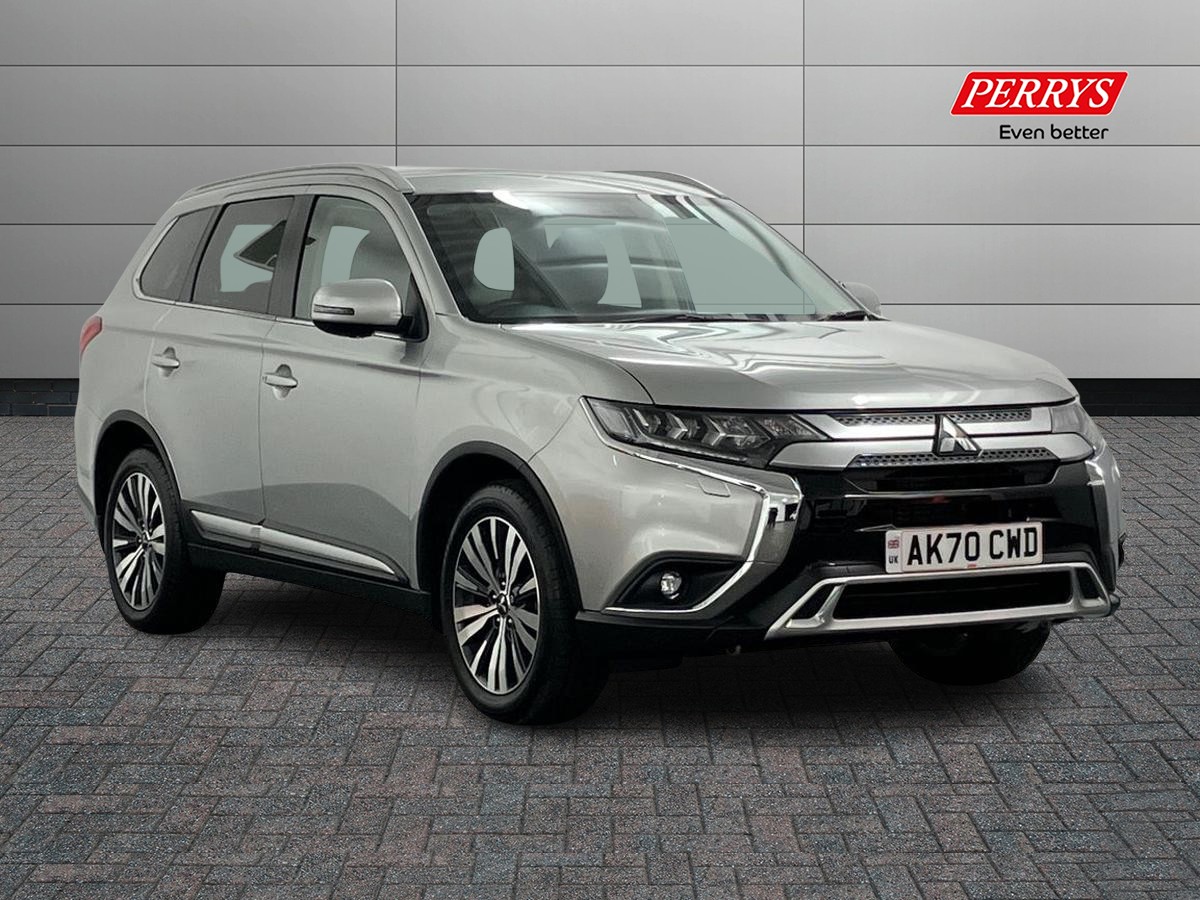 Main listing image - Mitsubishi Outlander