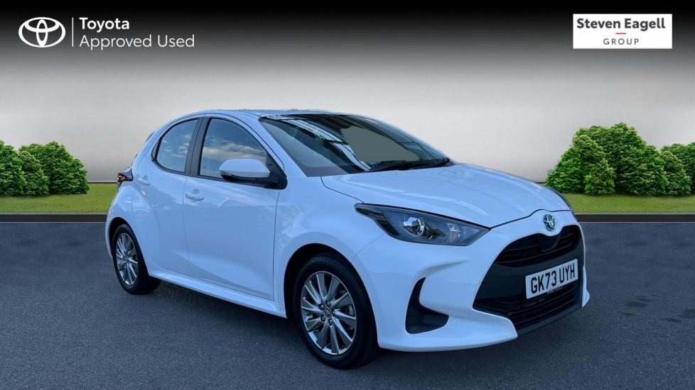 Main listing image - Toyota Yaris