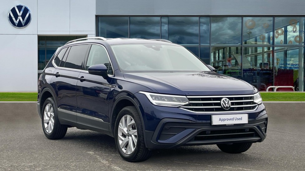 Main listing image - Volkswagen Tiguan Allspace