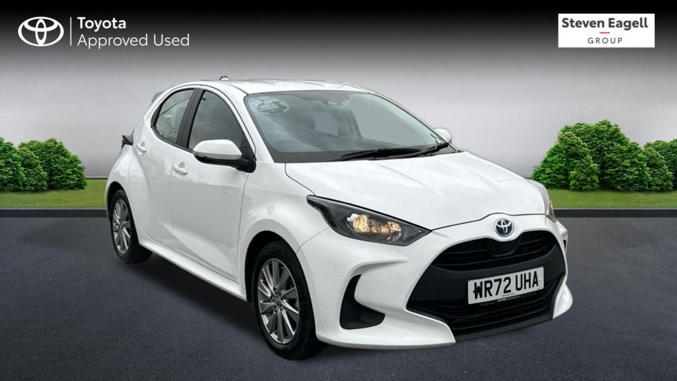 Main listing image - Toyota Yaris