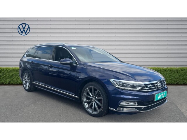 Main listing image - Volkswagen Passat