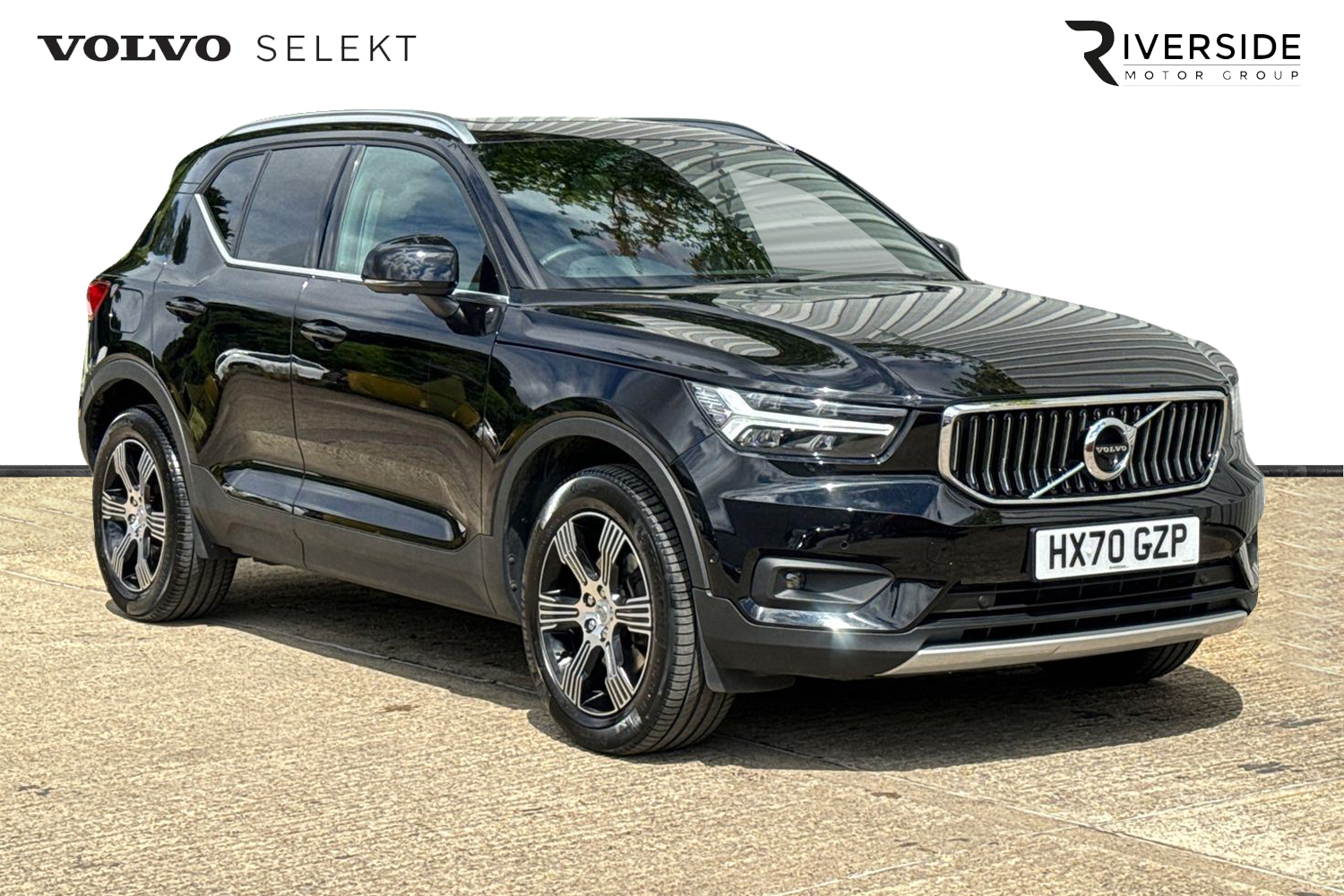 Main listing image - Volvo XC40