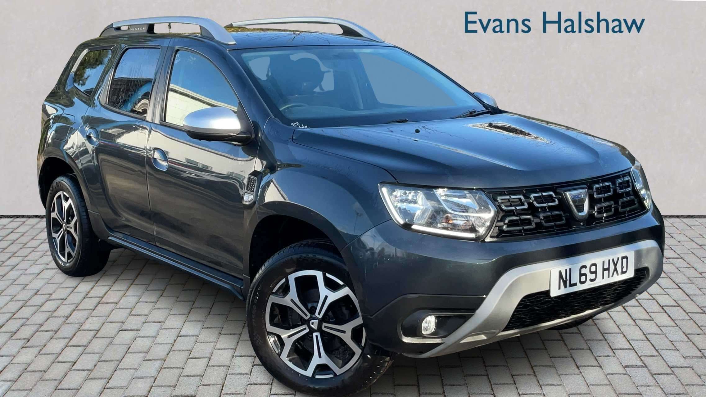 Main listing image - Dacia Duster