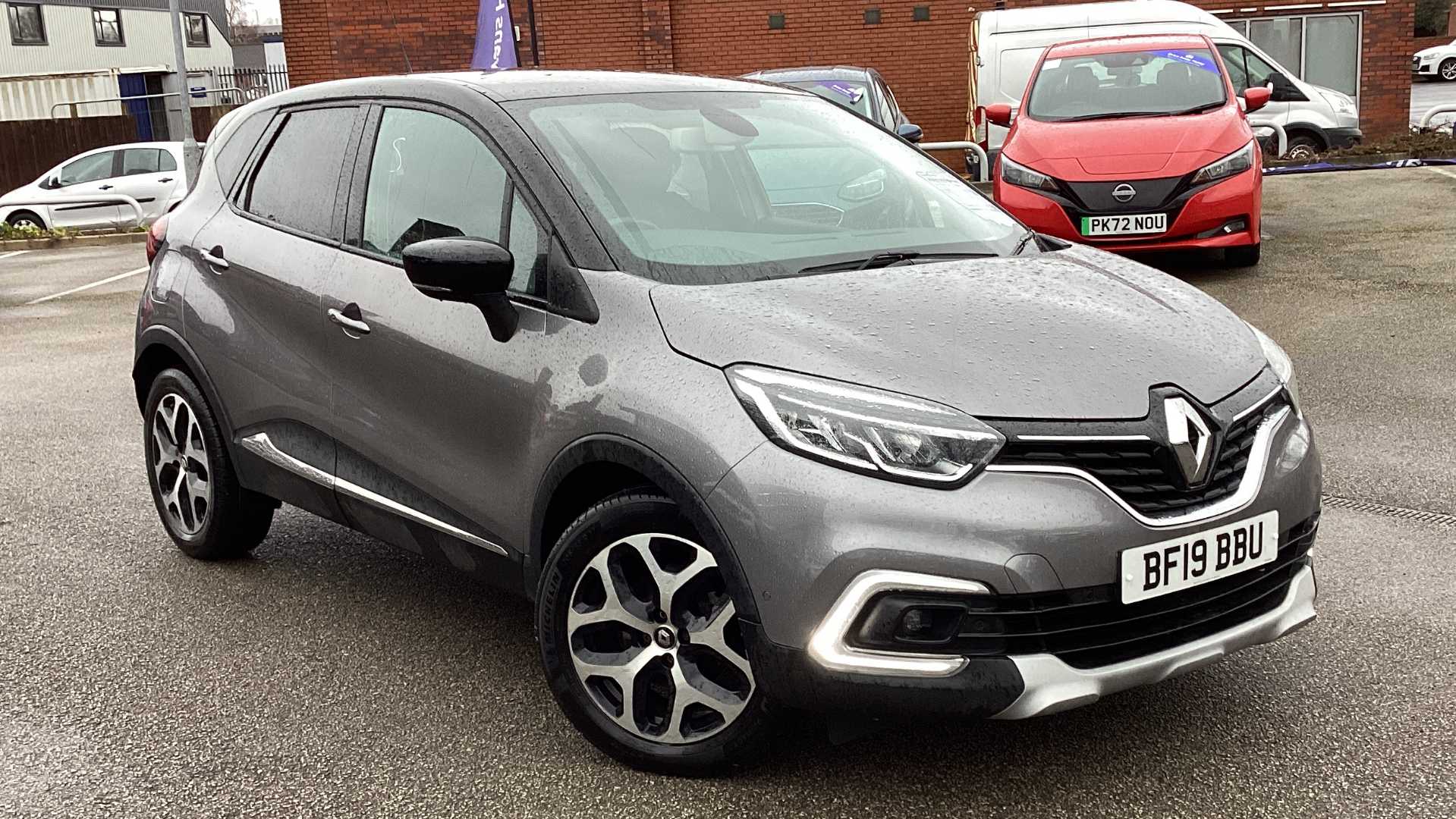 Main listing image - Renault Captur