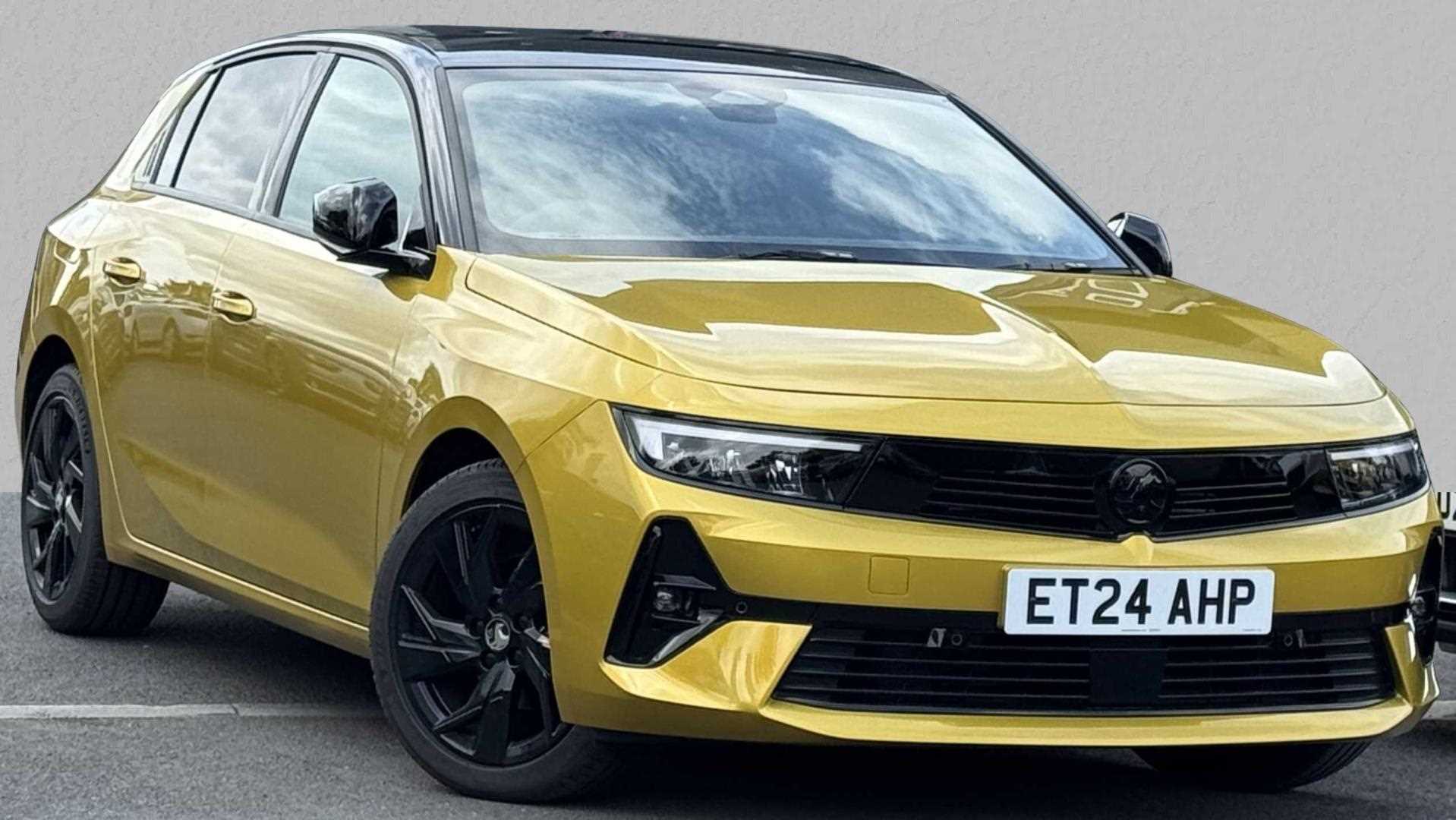 Main listing image - Vauxhall Astra