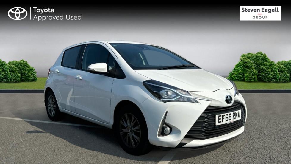 Main listing image - Toyota Yaris