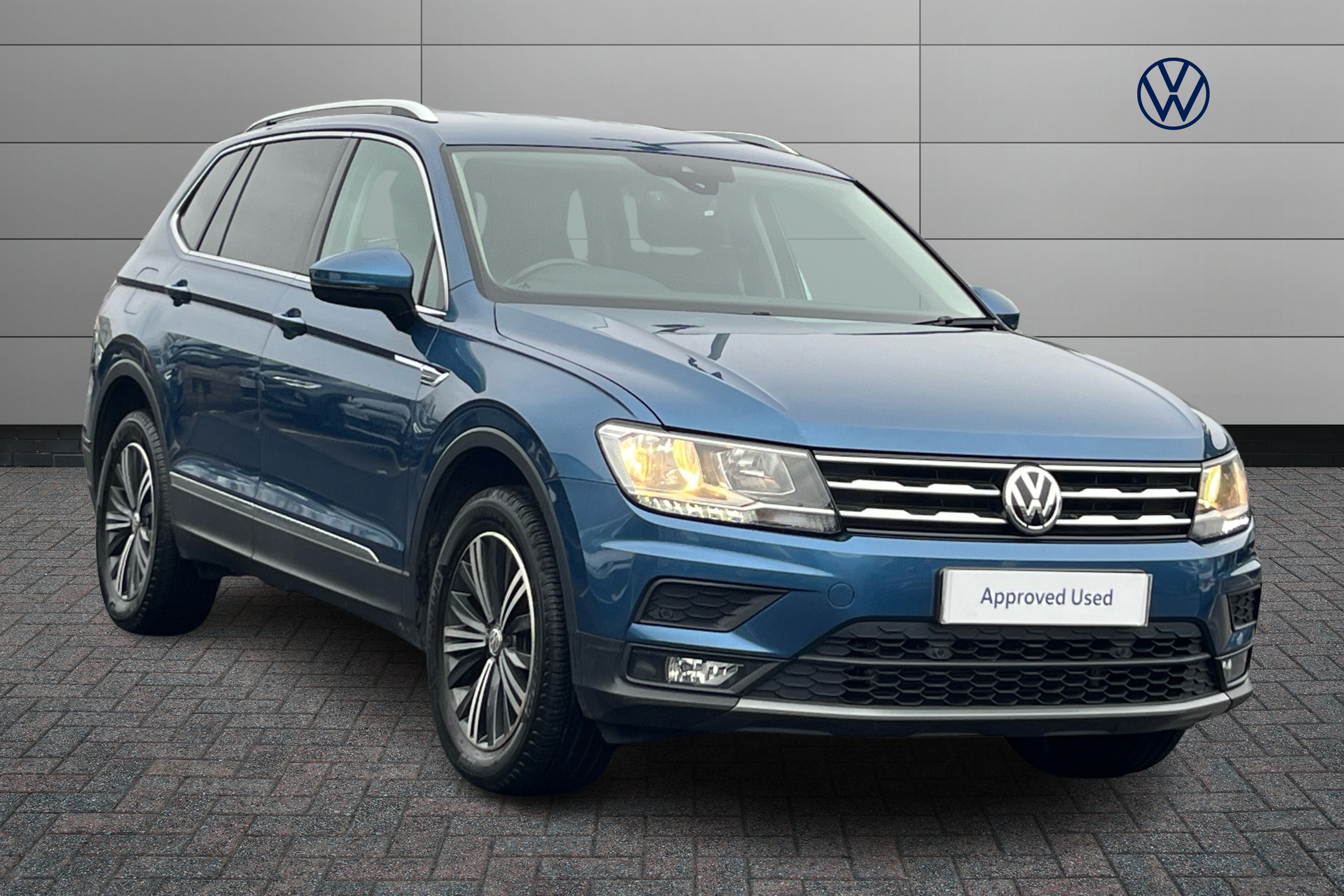 Main listing image - Volkswagen Tiguan Allspace