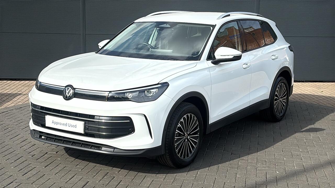 Main listing image - Volkswagen Tiguan