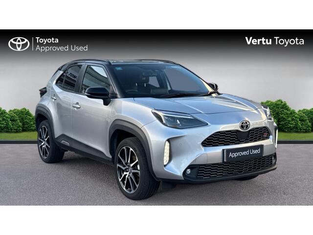 Main listing image - Toyota Yaris Cross