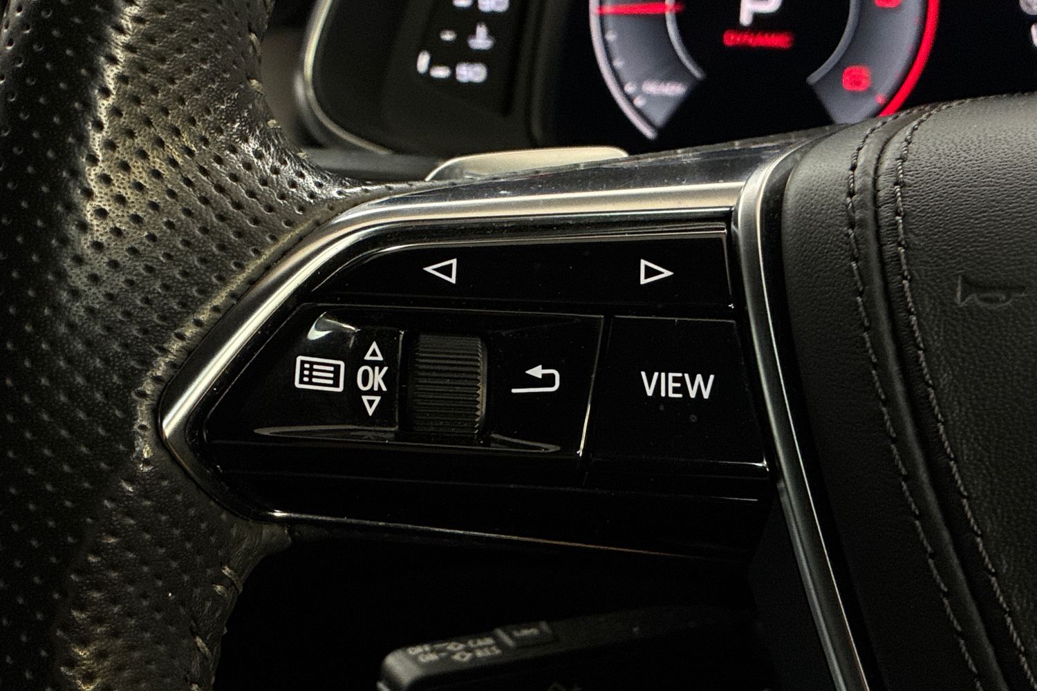 Main listing image - Audi A7