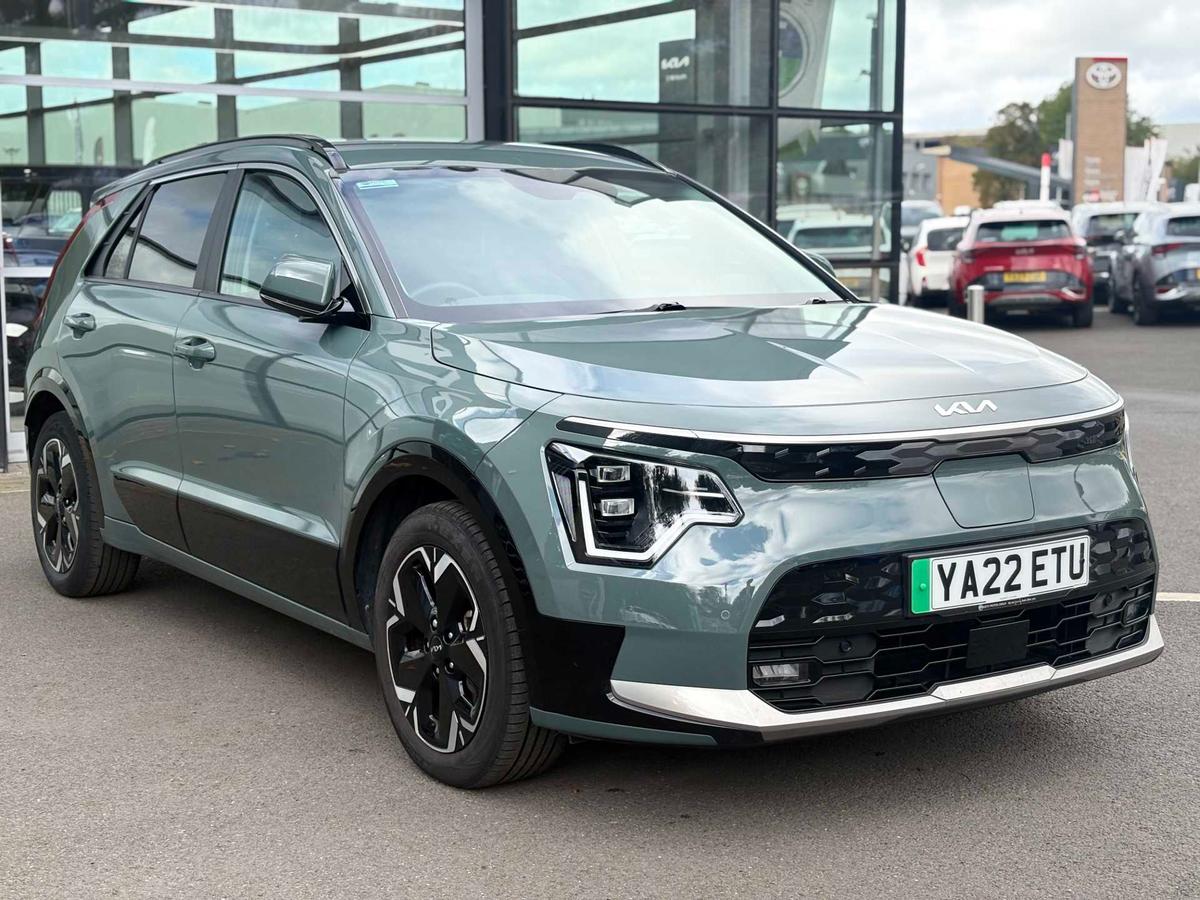 Main listing image - Kia Niro