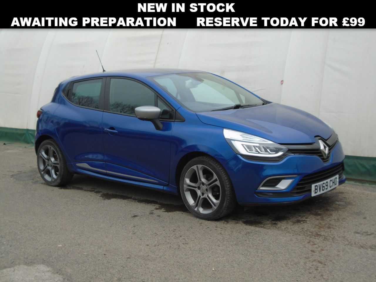 Main listing image - Renault Clio