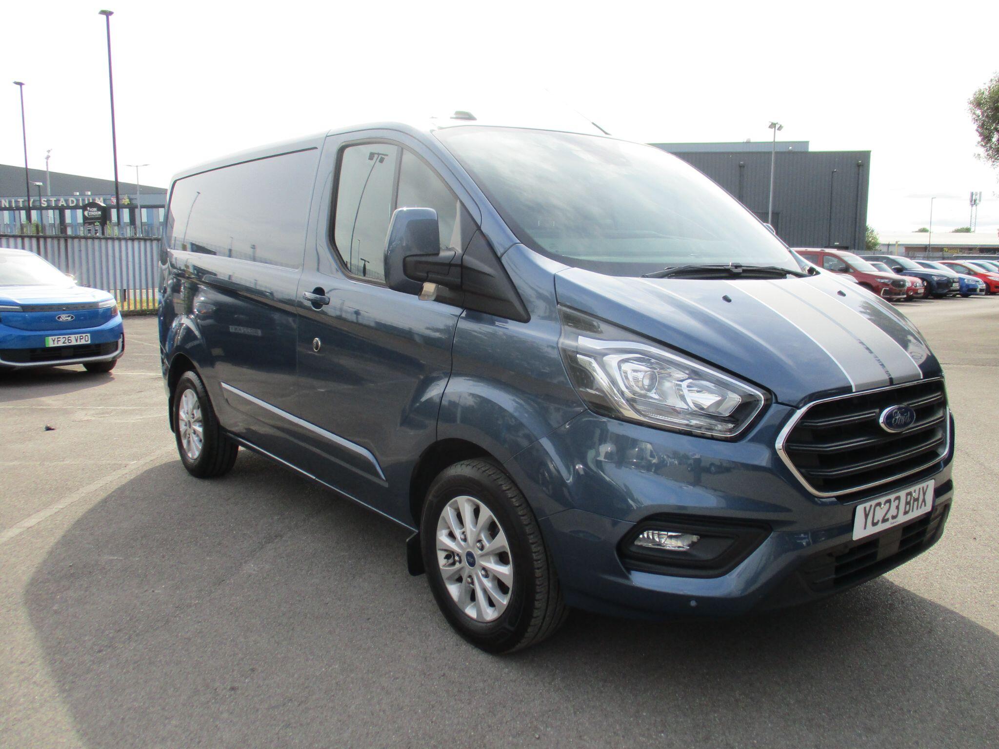 Main listing image - Ford Transit Custom