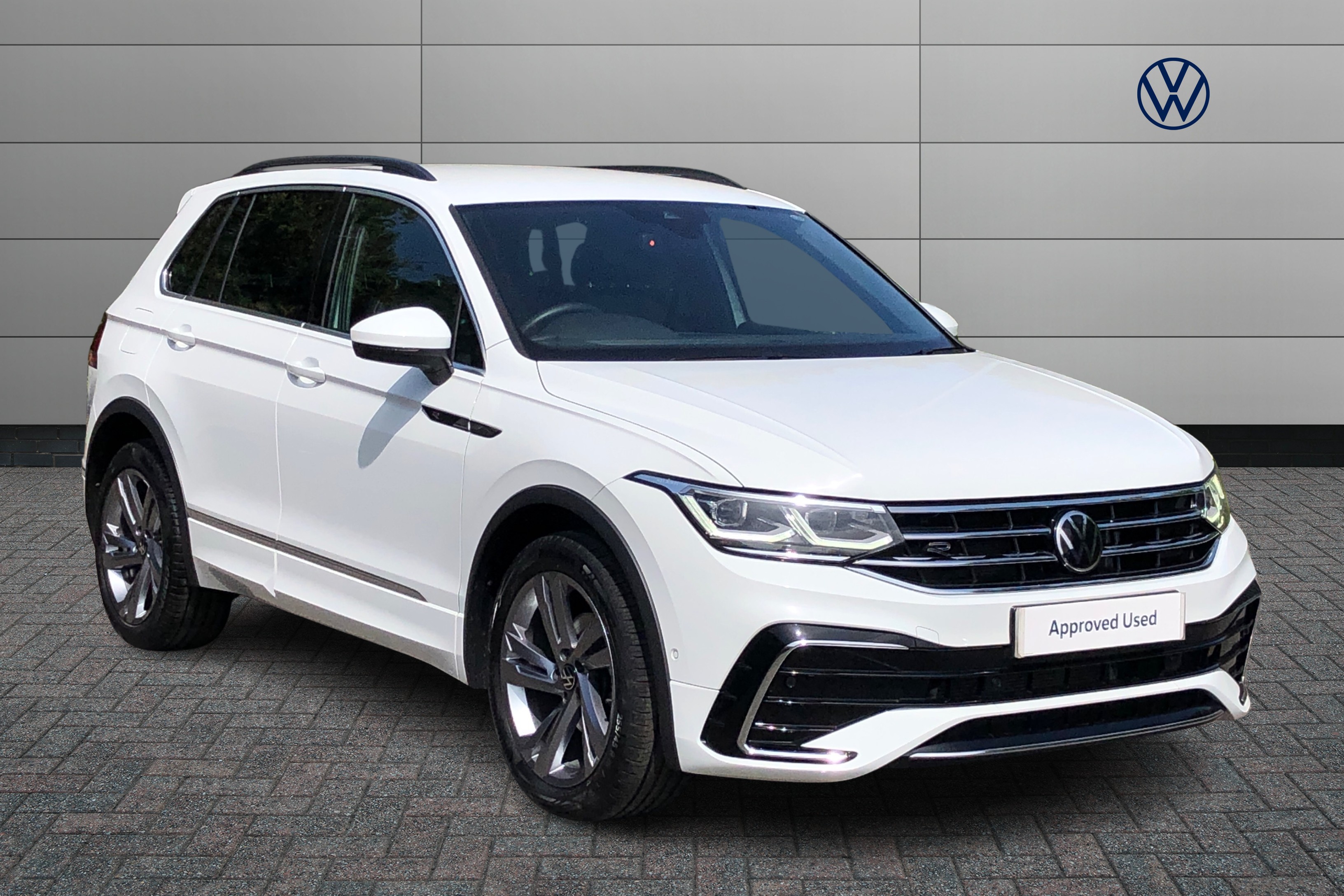 Main listing image - Volkswagen Tiguan