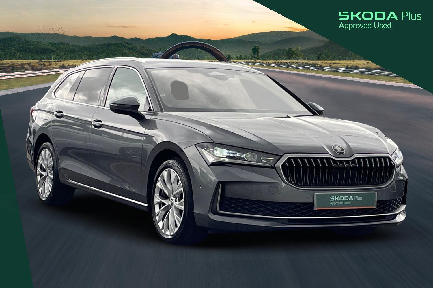 Main listing image - Skoda Superb Estate