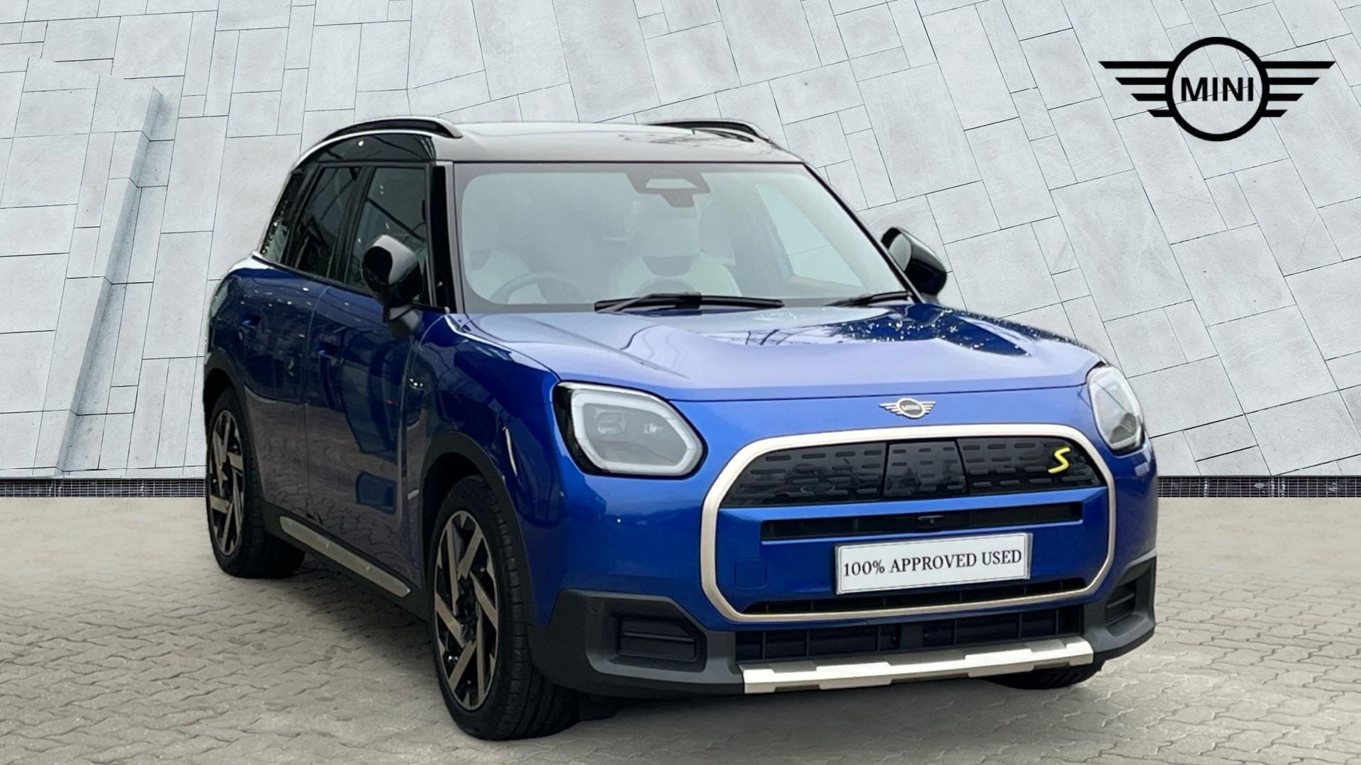 Main listing image - MINI Countryman