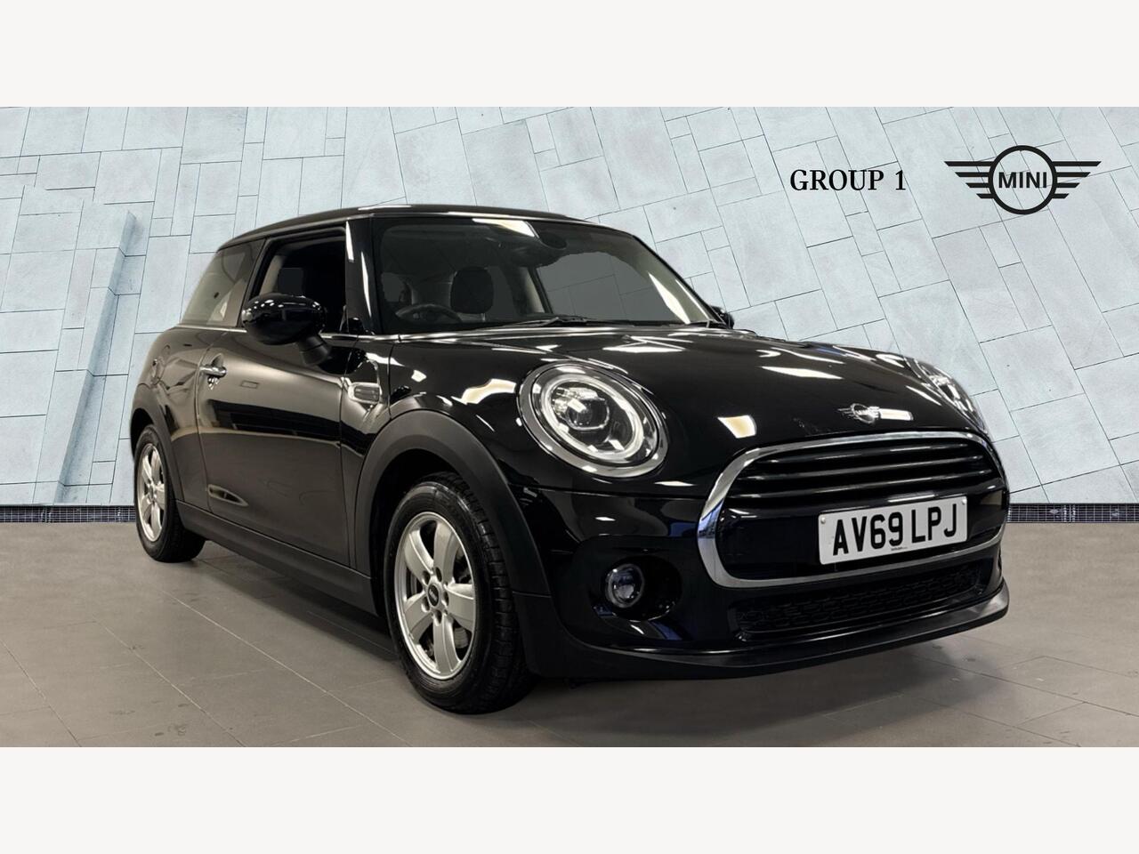 Main listing image - MINI Hatchback