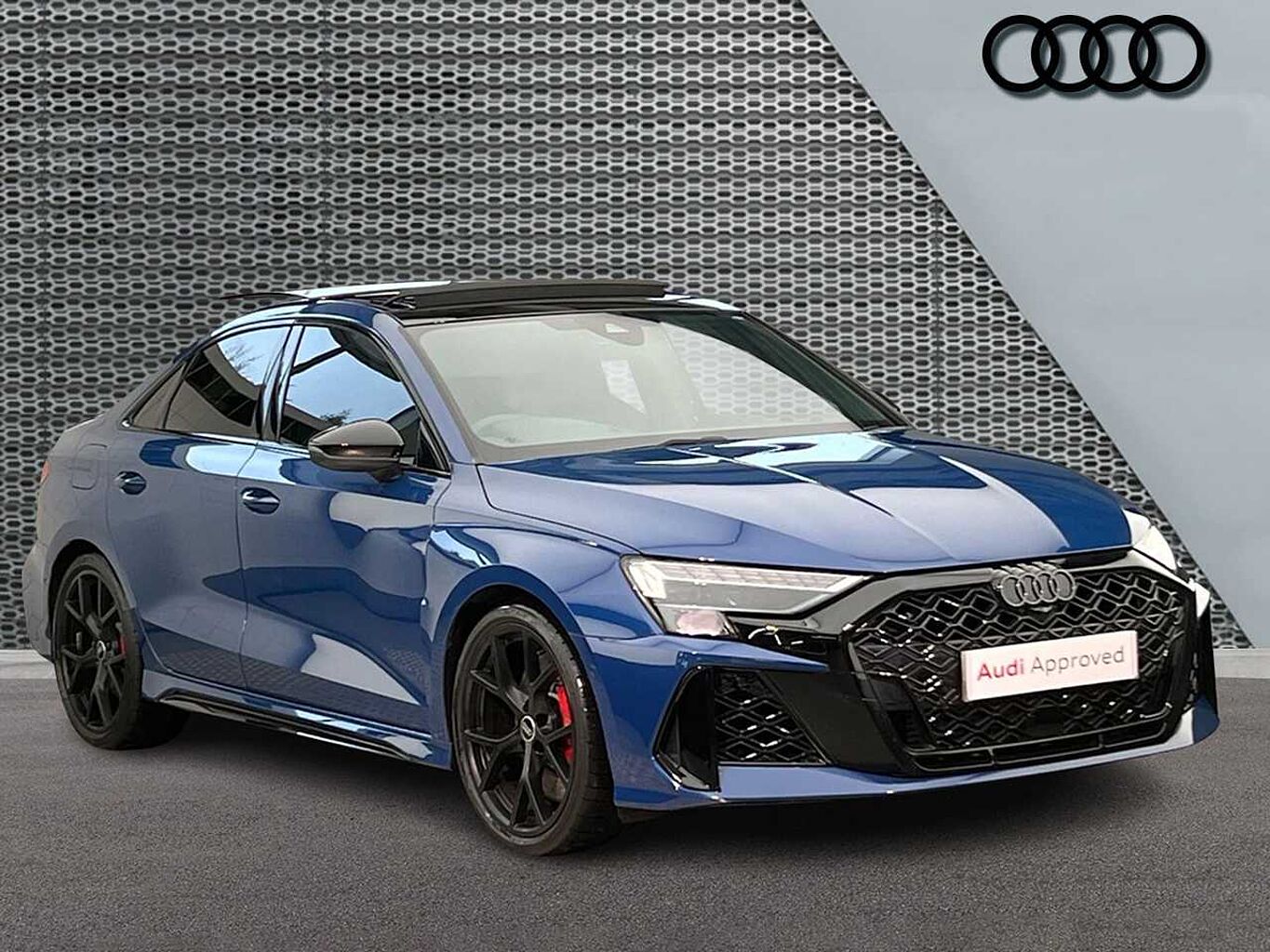 Main listing image - Audi RS3