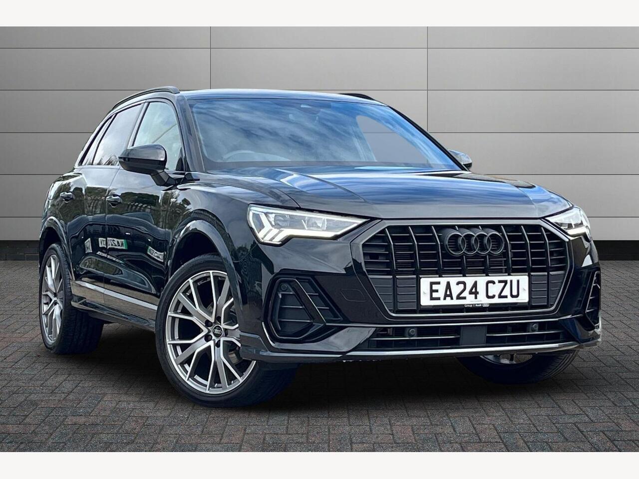 Main listing image - Audi Q3