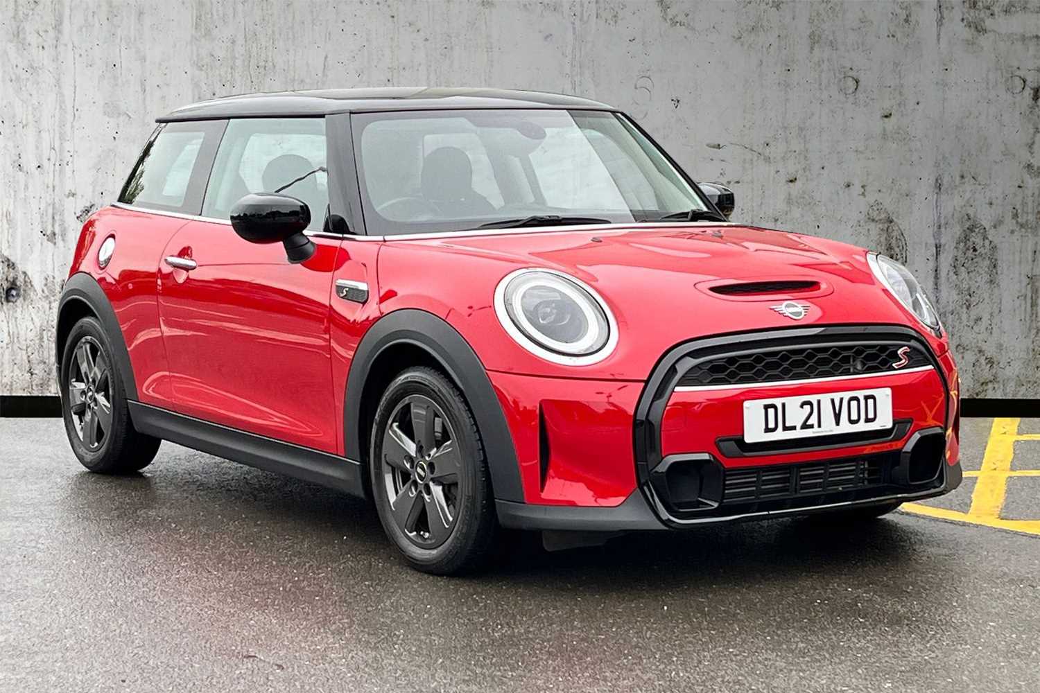 Main listing image - MINI Hatchback