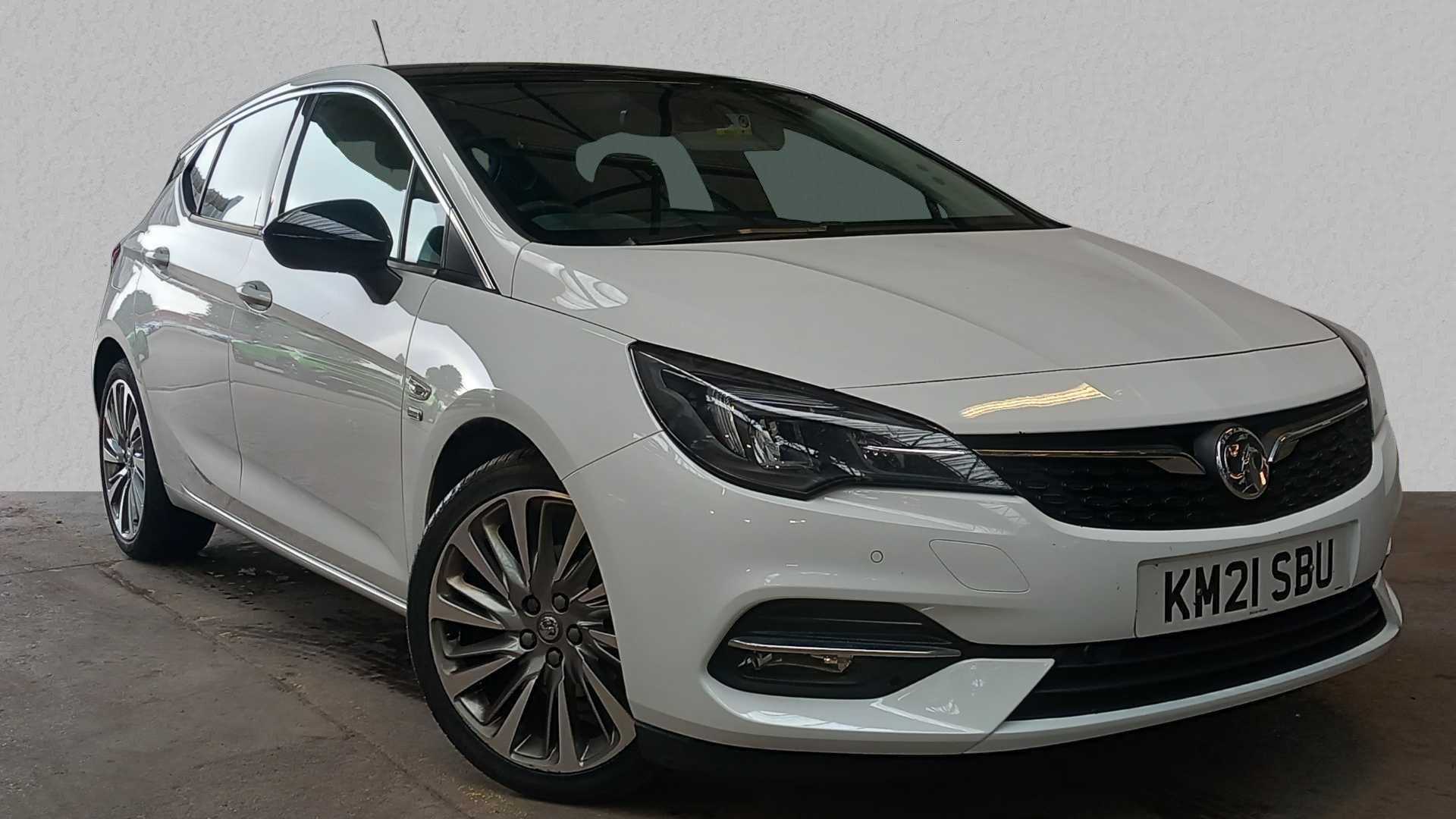 Main listing image - Vauxhall Astra