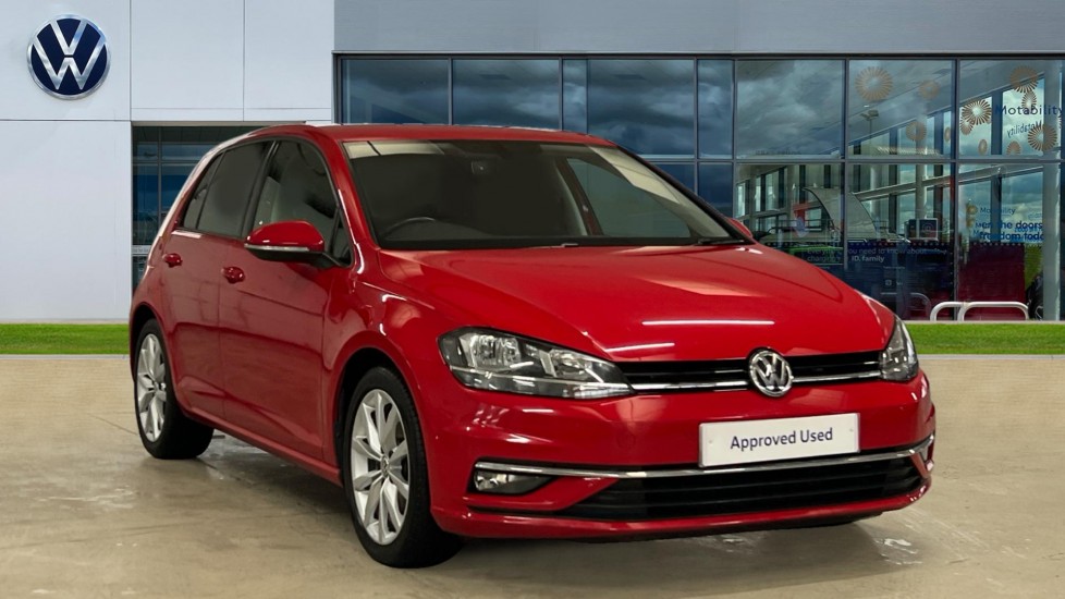 Main listing image - Volkswagen Golf