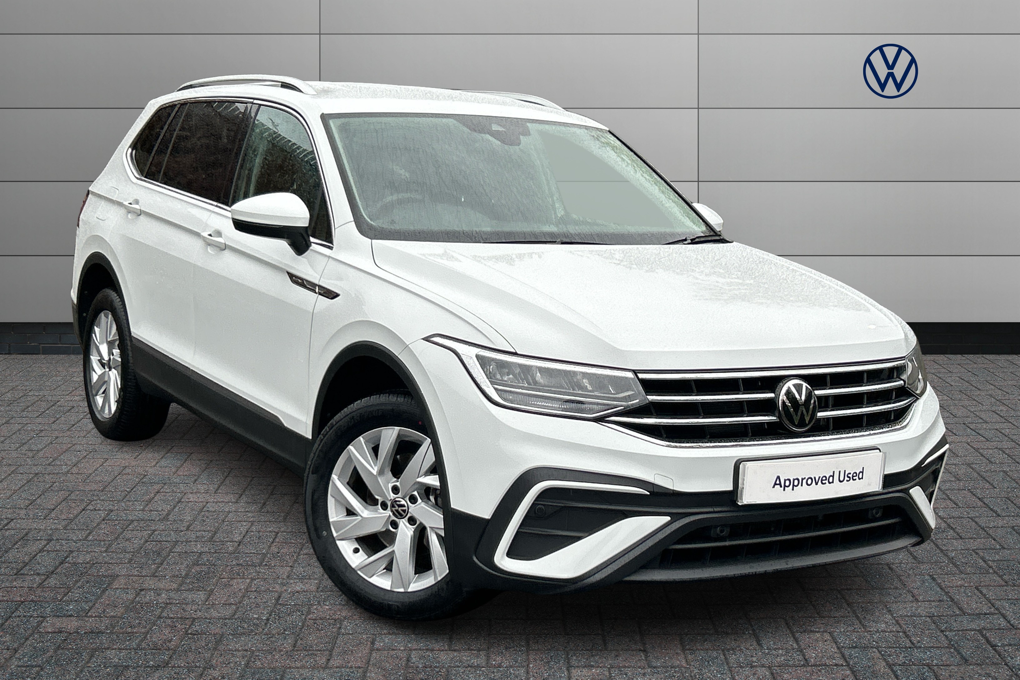 Main listing image - Volkswagen Tiguan Allspace