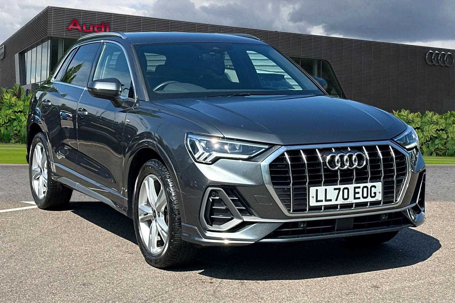Main listing image - Audi Q3