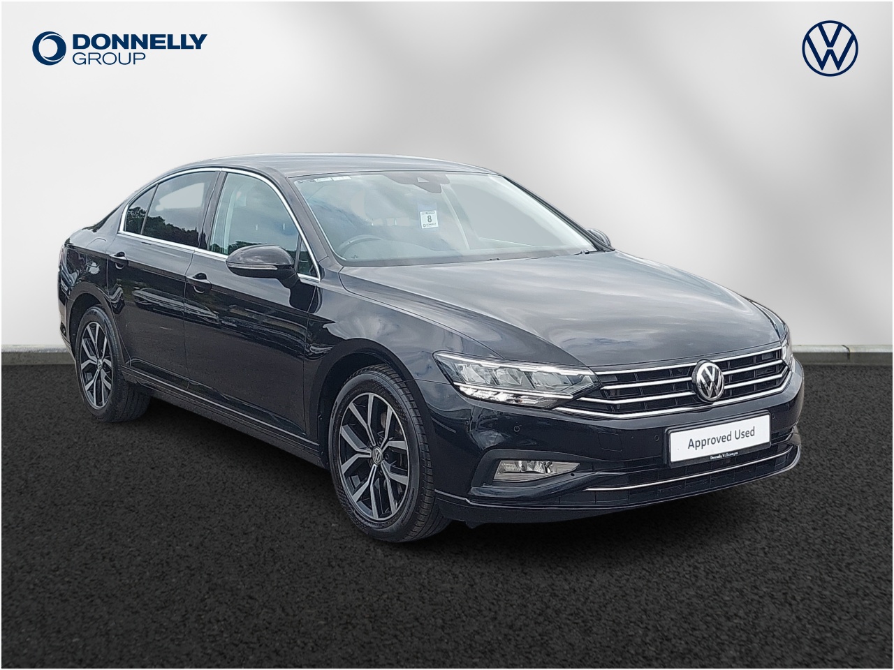 Main listing image - Volkswagen Passat
