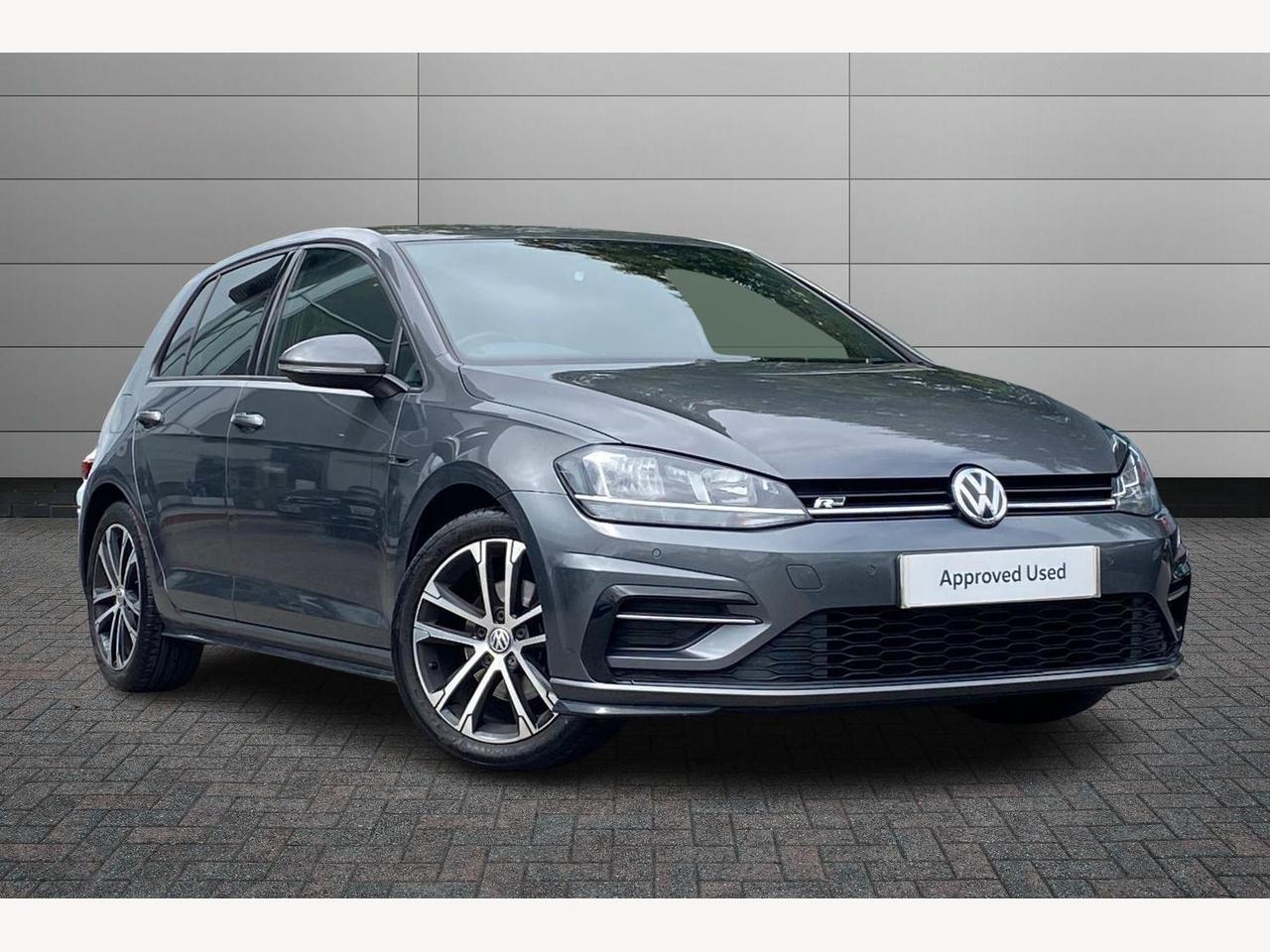 Main listing image - Volkswagen Golf