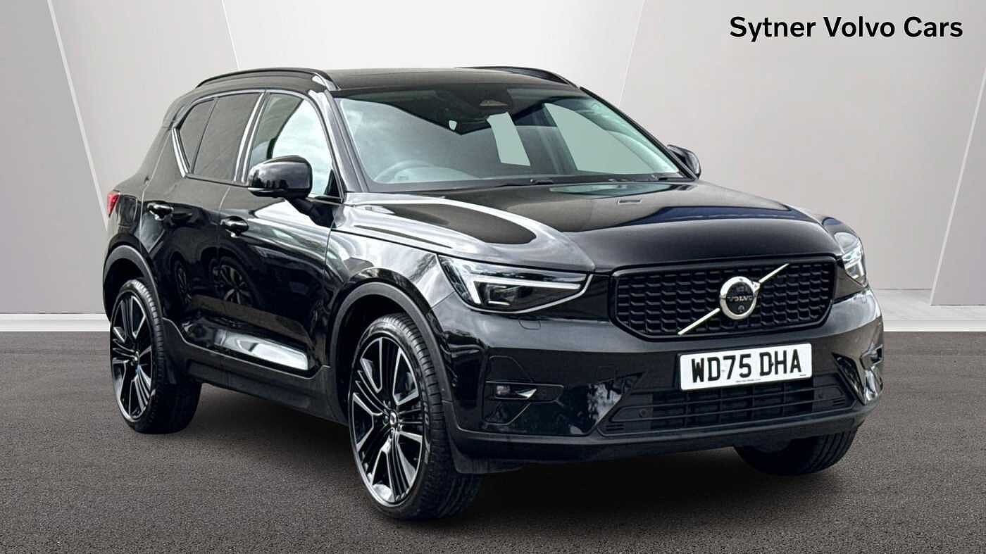 Main listing image - Volvo XC40