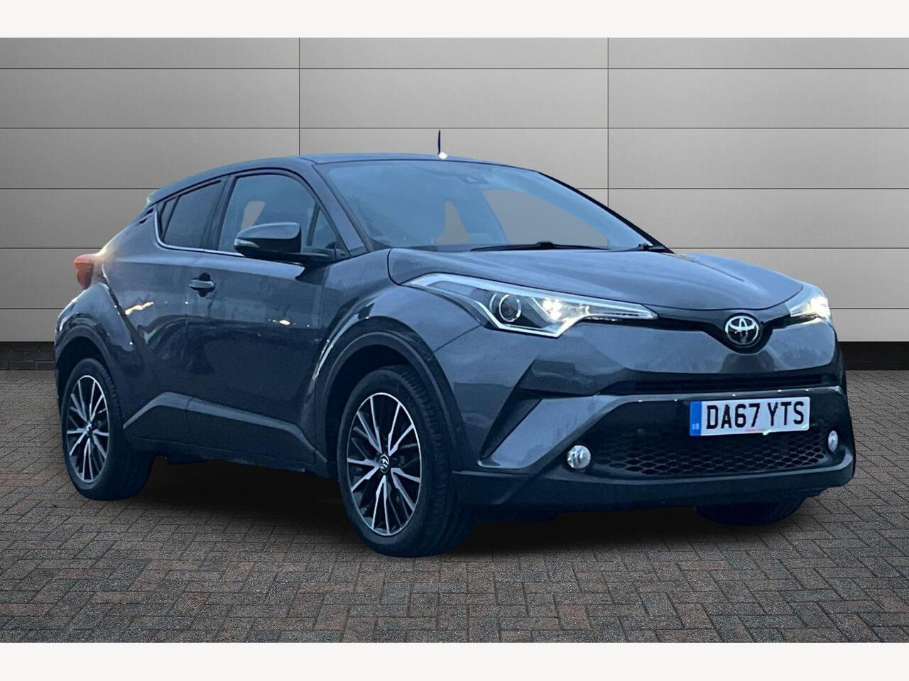 Main listing image - Toyota C-HR
