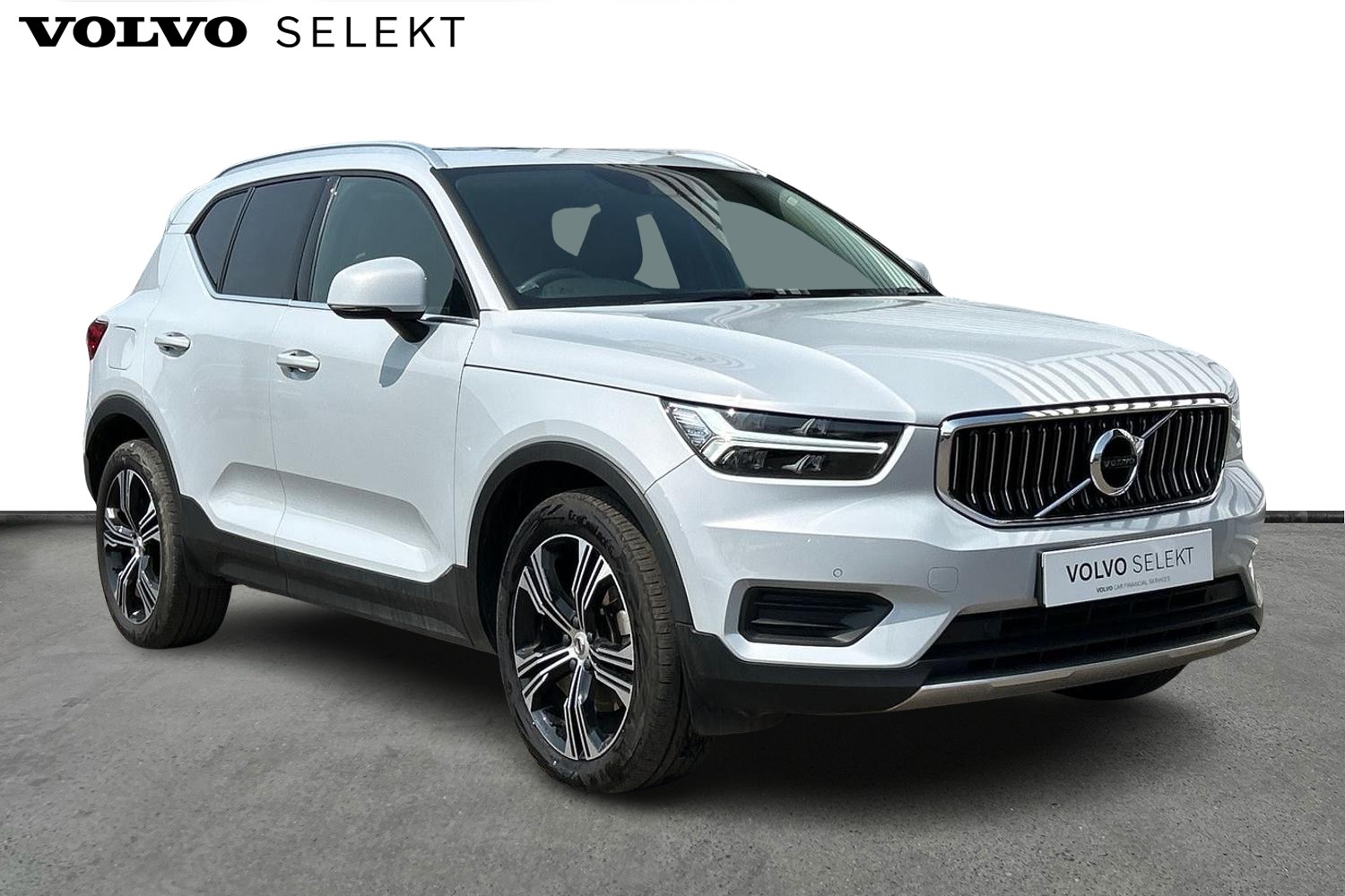 Main listing image - Volvo XC40