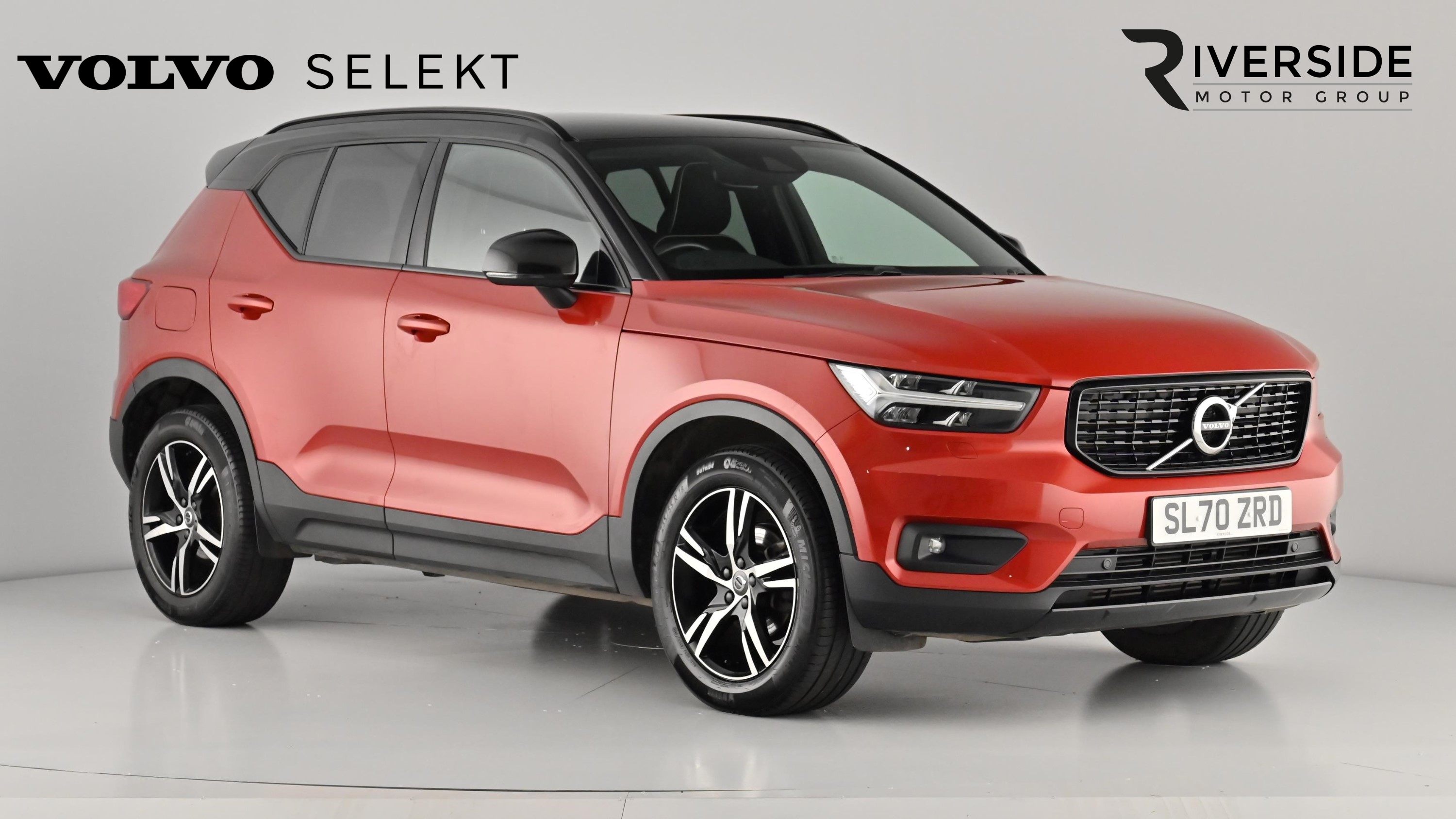 Main listing image - Volvo XC40