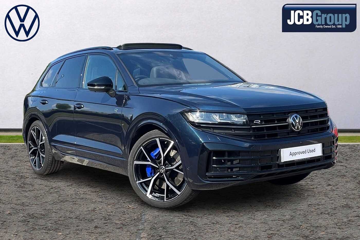 Main listing image - Volkswagen Touareg