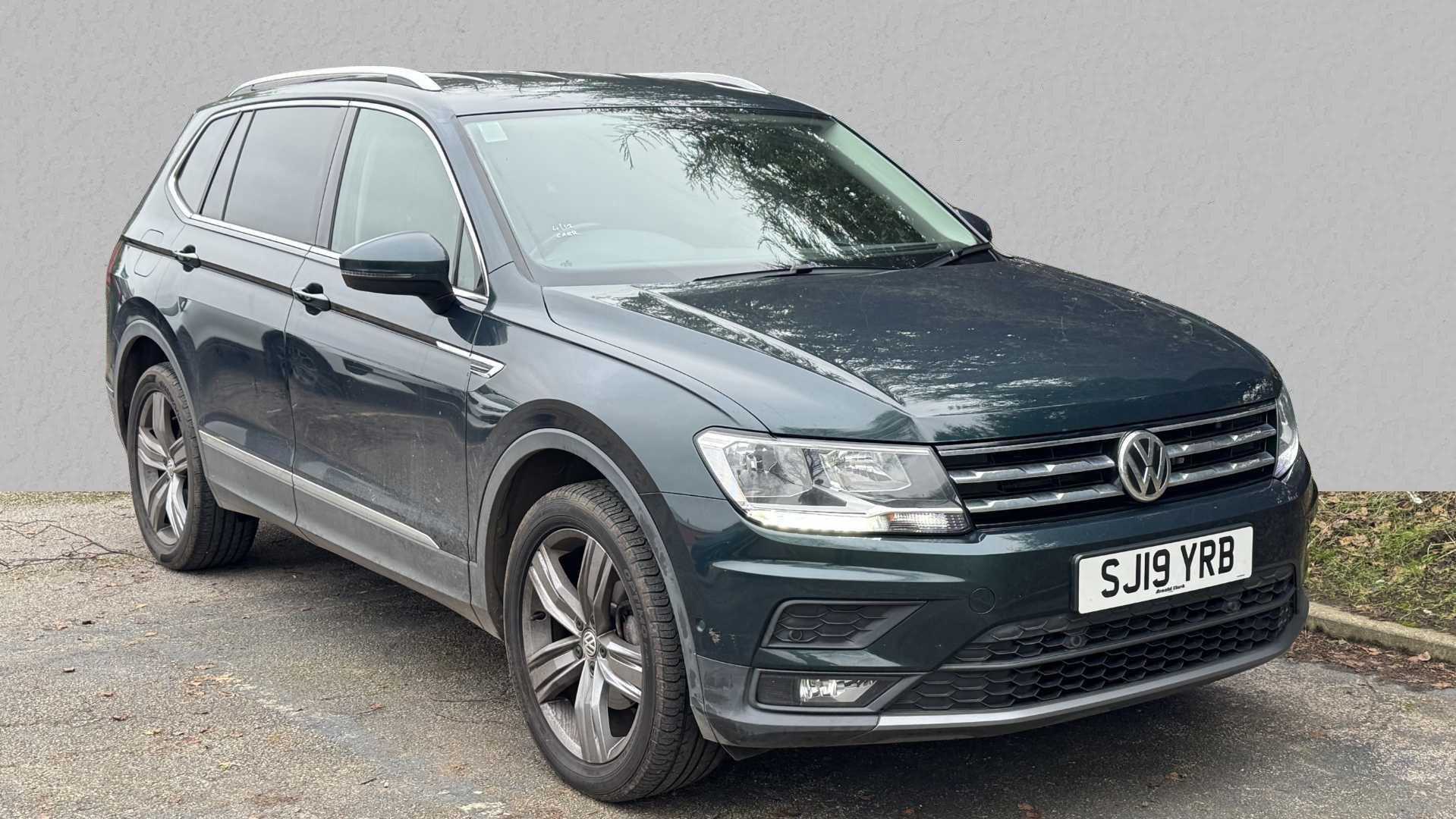 Main listing image - Volkswagen Tiguan Allspace